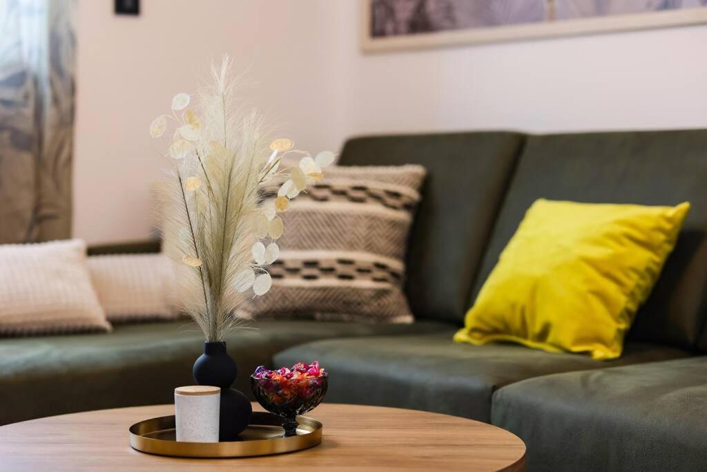 Grgic Apartments - Lux Apt2 - Free Parking Zagreb Ngoại thất bức ảnh