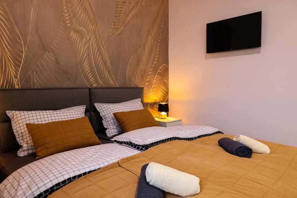 Grgic Apartments - Lux Apt2 - Free Parking Zagreb Ngoại thất bức ảnh